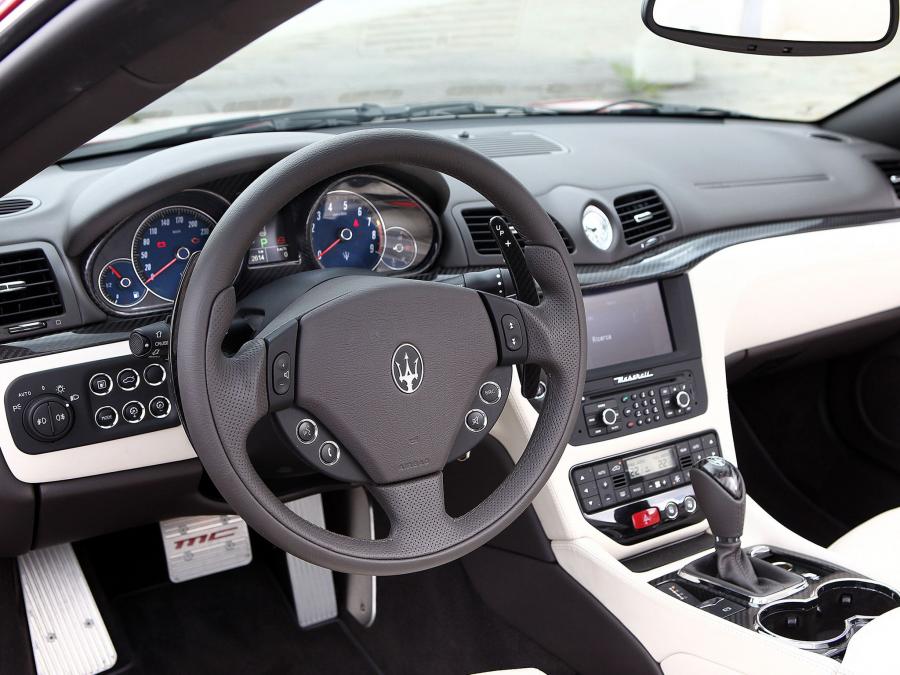  Maserati GranCabrio Sport 2011 года  (фото 57 из 107)